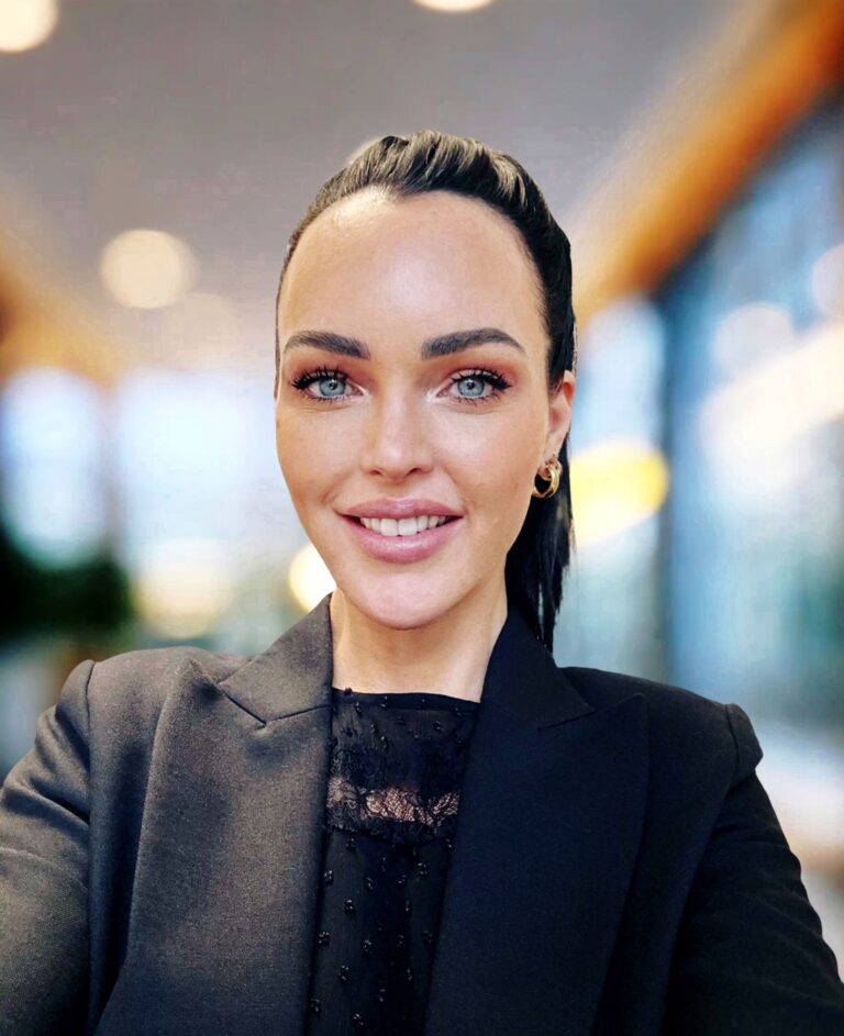 carolyn