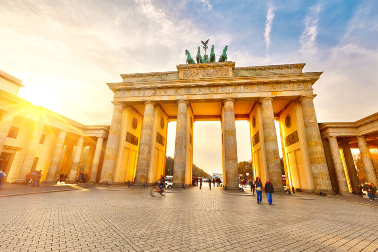 print-Germany_Berlin_Brandenburger-Tor-sunlight (1)